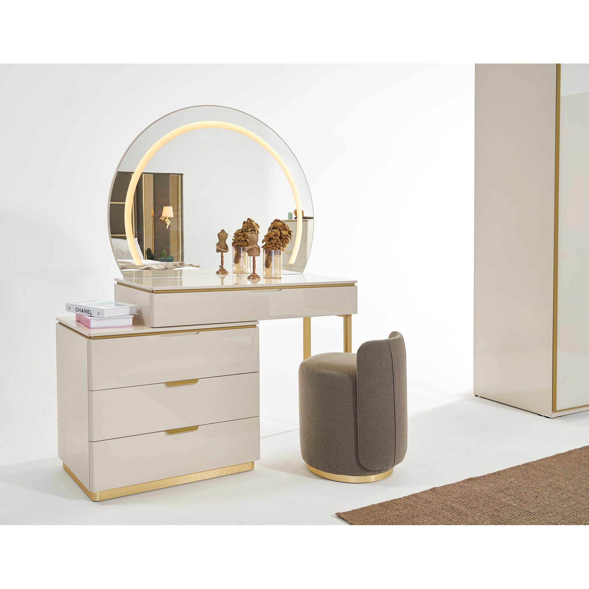 EUGAD 0017SZT Make-uptafel Met Kruk En Spiegel, Make-upcommode Met 3 Laden Gouden Onderstel Bureau Van Mdf En Massief Hout 100 X 40 X 79 Cm Wit Goud