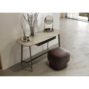 Harmony Make-up Table 